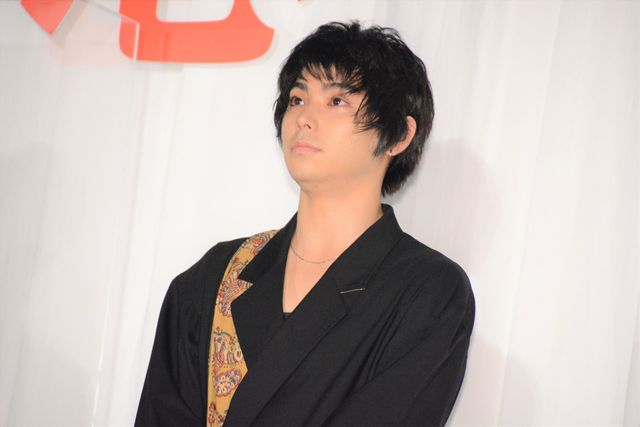 佐藤健＆有村架純の着物姿がステキ！『るろうに剣心　最終章 The Beginning』初日舞台あいさつ（5枚目）