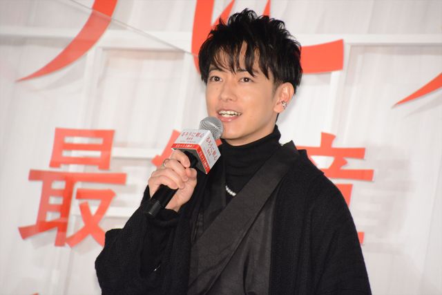 佐藤健＆有村架純の着物姿がステキ！『るろうに剣心　最終章 The Beginning』初日舞台あいさつ（6枚目）