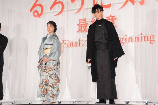 佐藤健＆有村架純の着物姿がステキ！『るろうに剣心　最終章 The Beginning』初日舞台あいさつ（8枚目）