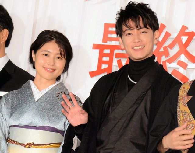 佐藤健＆有村架純の着物姿がステキ！『るろうに剣心　最終章 The Beginning』初日舞台あいさつ（21枚目）