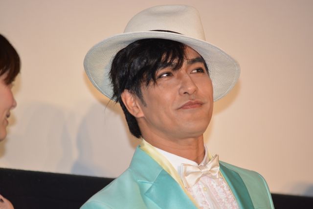 綾瀬はるか、坂口健太郎ら登場『今夜、ロマンス劇場で』初日舞台あいさつ（6枚目）