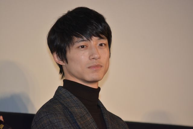 綾瀬はるか、坂口健太郎ら登場『今夜、ロマンス劇場で』初日舞台あいさつ（10枚目）