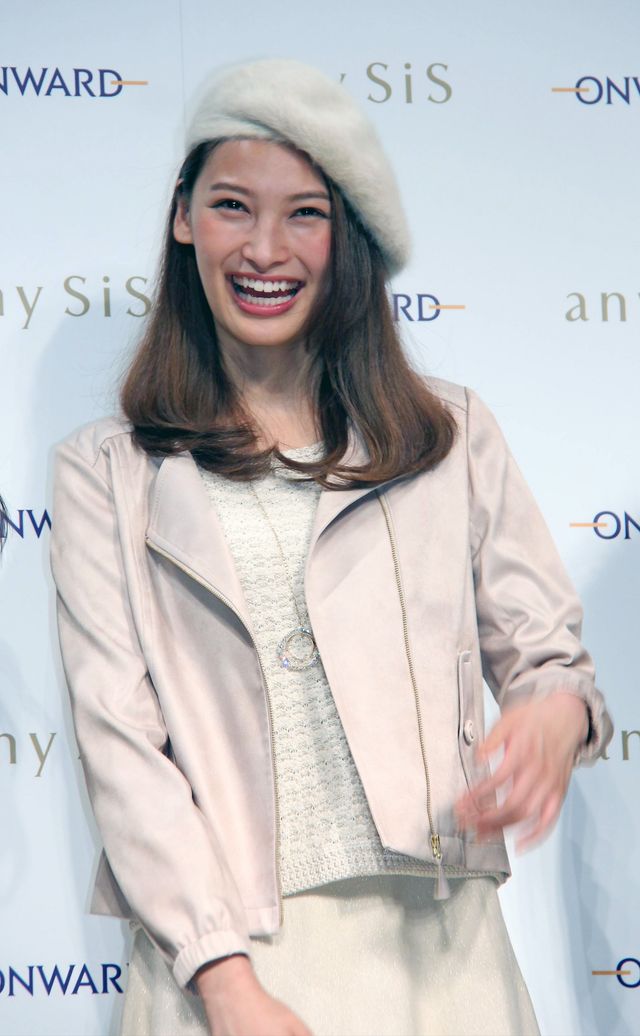 ざわちん、大政絢を分身させる!?フォトギャラリー（9枚目）