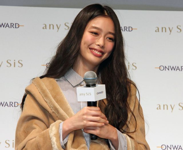 ざわちん、大政絢を分身させる!?フォトギャラリー（23枚目）