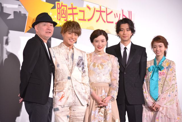 衣装がかわいい！『ひるなかの流星』公開記念舞台あいさつフォトギャラリー（10枚目）