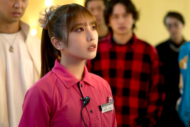 人気ヤンキー漫画「OUT」ヒロイン・皆川千紘（乃木坂46・与田祐希）（3枚目）