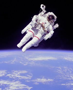 宇宙飛行士のショッキングな真実 激レア映像満載でたどる宇宙開発の歴史 シネマトゥデイ