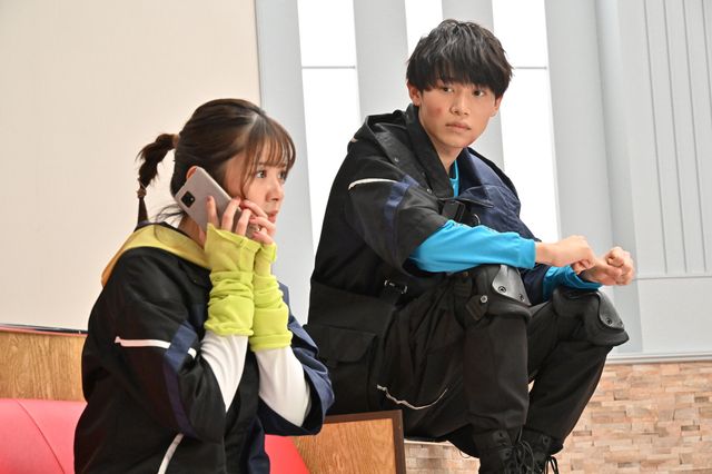 窮地の英寿に景和＆祢音は…「仮面ライダーギーツ」第14話「謀略V：怒りのグレア」：フォトギャラリー