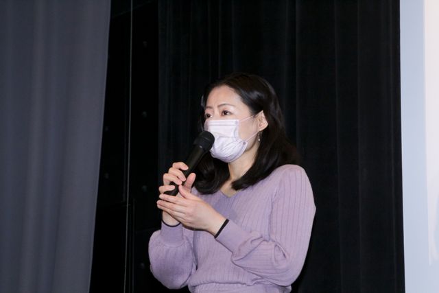 黒沢あすか、上村侑が登壇！映画『親密な他人』初日舞台あいさつ（4枚目）