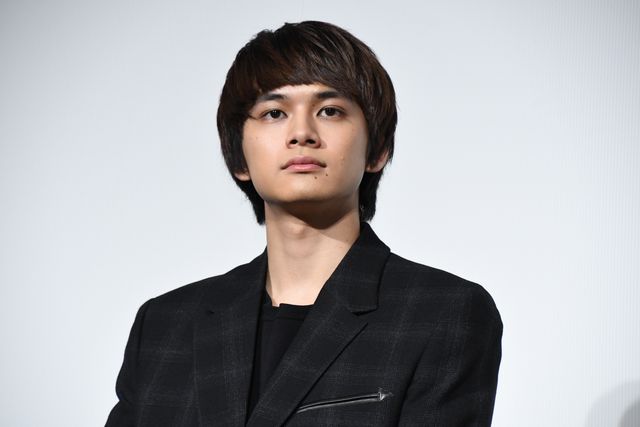 森山未來＆北村匠海＆勝地涼、ボクシングの構え！『アンダードッグ』公開記念舞台あいさつ（4枚目）