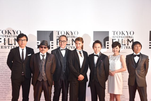 木村文乃、純白ドレスで華やかにレッドカーペット登場！フォトギャラリー（41枚目）