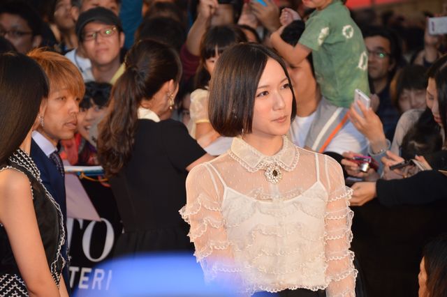 木村文乃、純白ドレスで華やかにレッドカーペット登場！フォトギャラリー（45枚目）