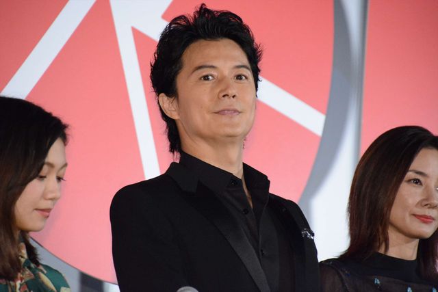 黒柳徹子とメル友の福山雅治！『SCOOP!』初日舞台あいさつフォトギャラリー（9枚目）