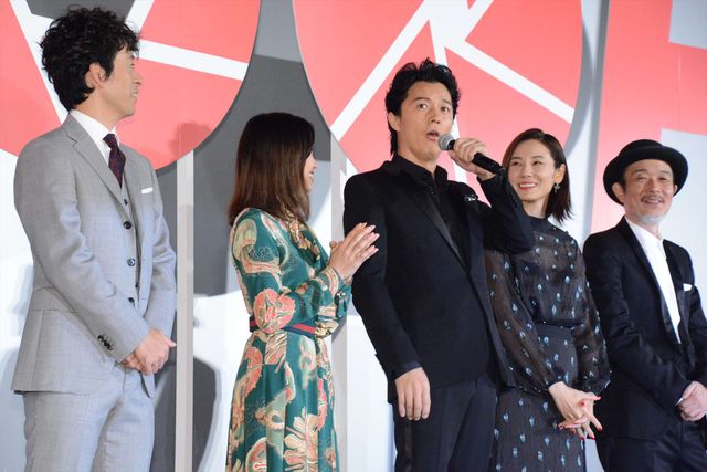 黒柳徹子とメル友の福山雅治！『SCOOP!』初日舞台あいさつフォトギャラリー（17枚目）