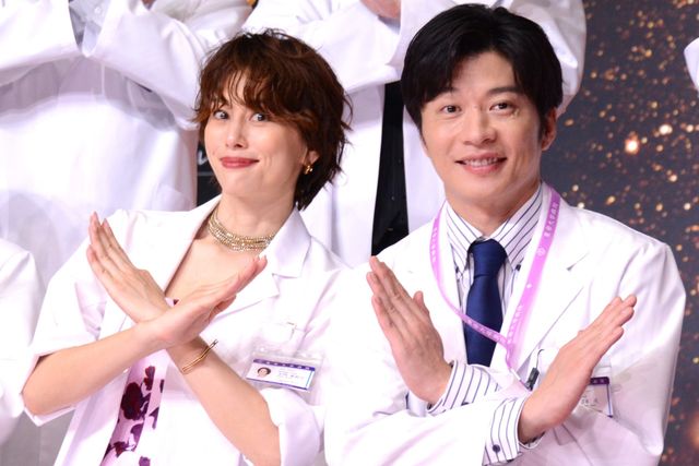 「ドクターX」米倉涼子、田中圭、内田有紀ら主要キャスト大集合！『劇場版ドクターX FINAL』完成報告会見（17枚目）