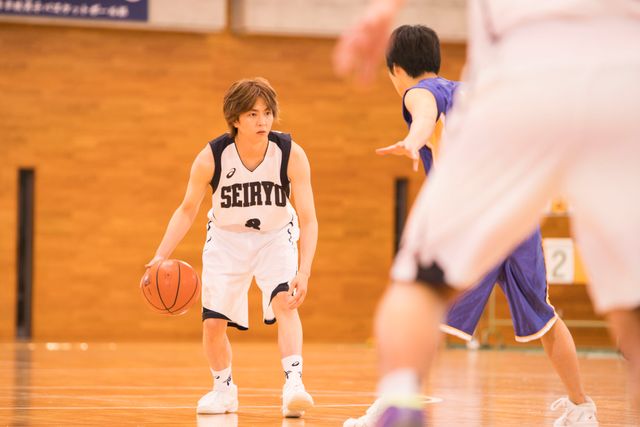 『春待つ僕ら』杉野遥亮、稲葉友らの仲良しオフショット＆場面写真（6枚目）