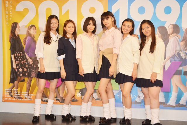 広瀬すず＆池田エライザら「サニー」メンバーが仲良く参拝！『SUNNY 強い気持ち・強い愛』公開記念イベント（22枚目）