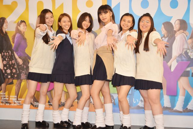 広瀬すず＆池田エライザら「サニー」メンバーが仲良く参拝！『SUNNY 強い気持ち・強い愛』公開記念イベント（24枚目）