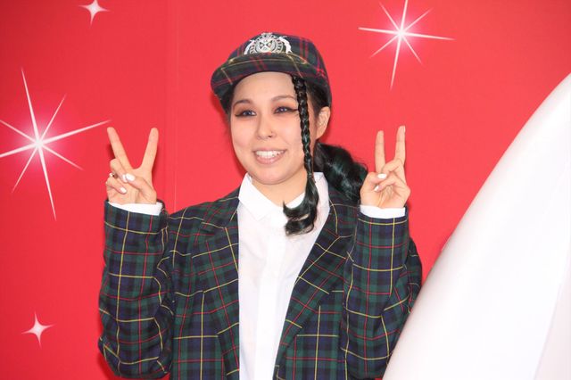 AI、最愛の妹217（NINA）のサプライズに涙　画像ギャラリー（4枚目）