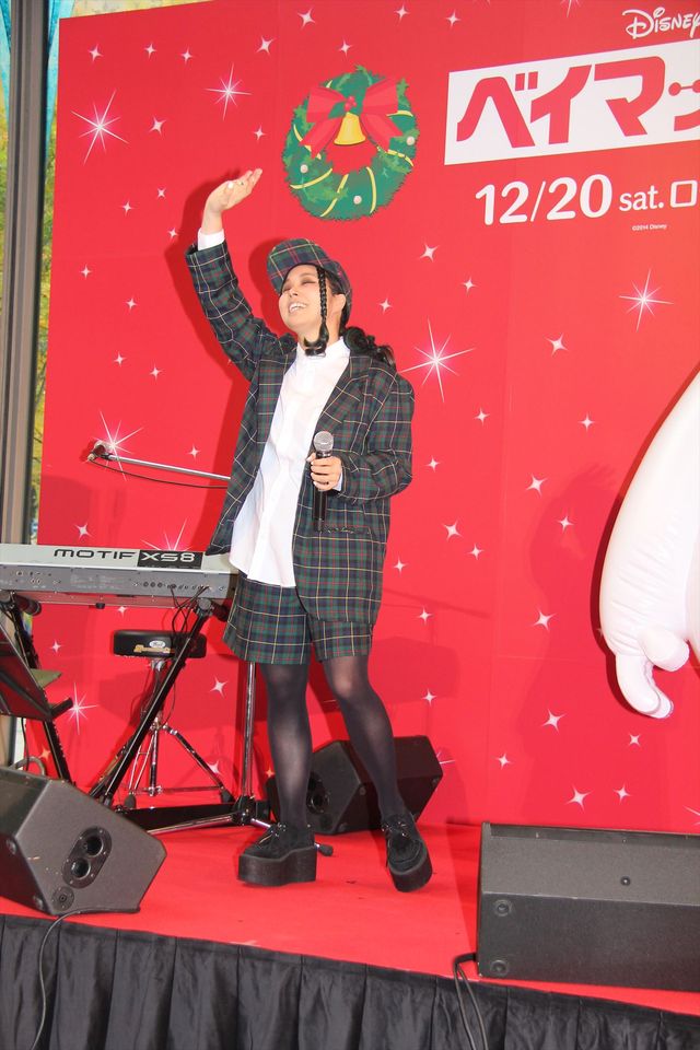 AI、最愛の妹217（NINA）のサプライズに涙　画像ギャラリー（7枚目）