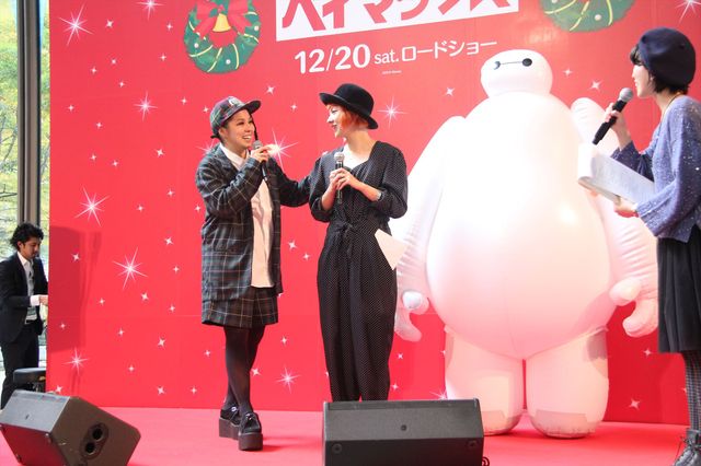 AI、最愛の妹217（NINA）のサプライズに涙　画像ギャラリー（10枚目）