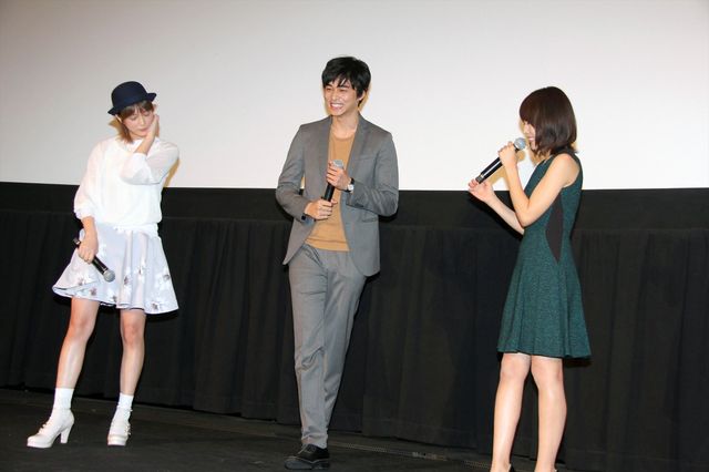 東出昌大、有村架純、本田翼の豪華3ショット！フォトギャラリー（15枚目）