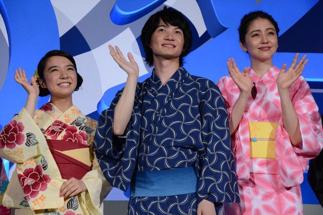 神木隆之介、上白石萌音、長澤まさみ『君の名は。』キャストの浴衣姿！：フォトギャラリー