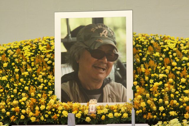 若松孝二監督の通夜、弔問に訪れた関係者：フォトギャラリー