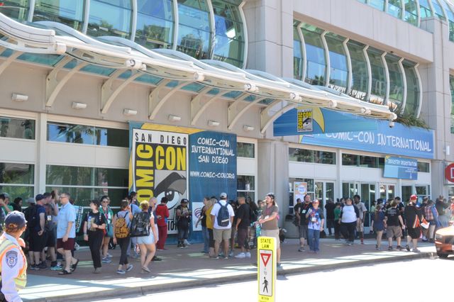 アメリカ最大のオタクイベント「コミコン2014」前夜祭フォトギャラリー：フォトギャラリー