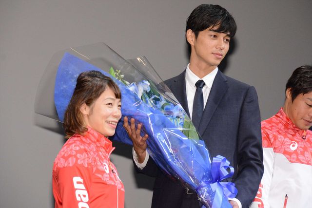 松ケン&東出に会いに吉田沙保里がやってきた！『聖の青春』イベント ギャラリー（14枚目）