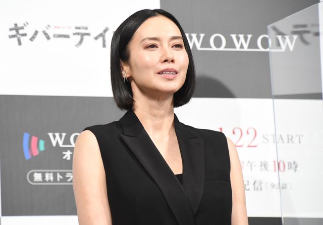 中谷美紀・菊池風磨・池内博之が登壇「連続ドラマW　ギバーテイカー」完成披露試写会（2枚目）