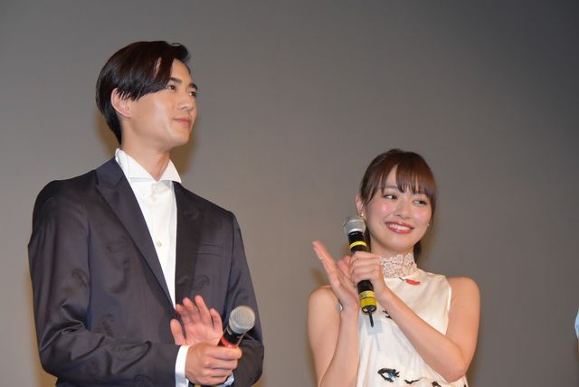 竜星涼、内田理央らが沖縄国際映画祭に参加！映画『Bros.マックスマン』舞台あいさつギャラリー：フォトギャラリー