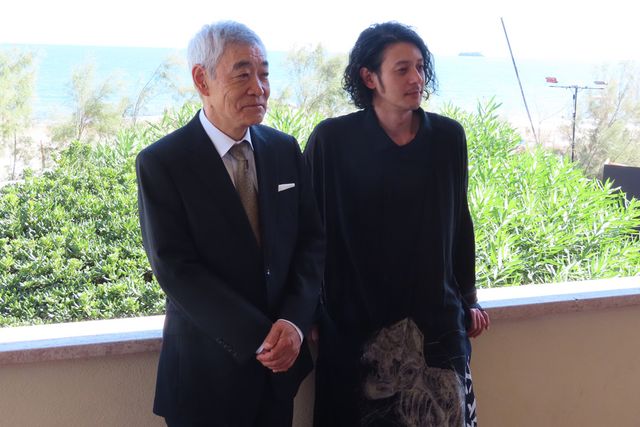 オダギリジョー監督＆柄本明『ある船頭の話』ベネチアで会見（2枚目）