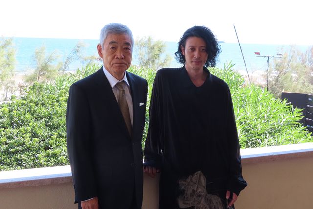 オダギリジョー監督＆柄本明『ある船頭の話』ベネチアで会見（3枚目）