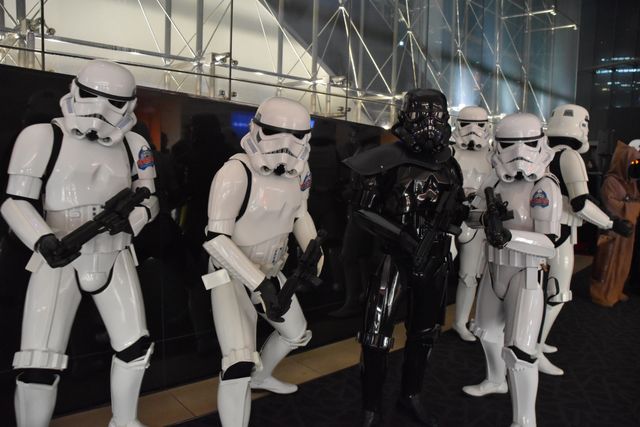 カイロ・レン＆トルーパーも降臨！『スター・ウォーズ／最後のジェダイ』前夜祭（8枚目）