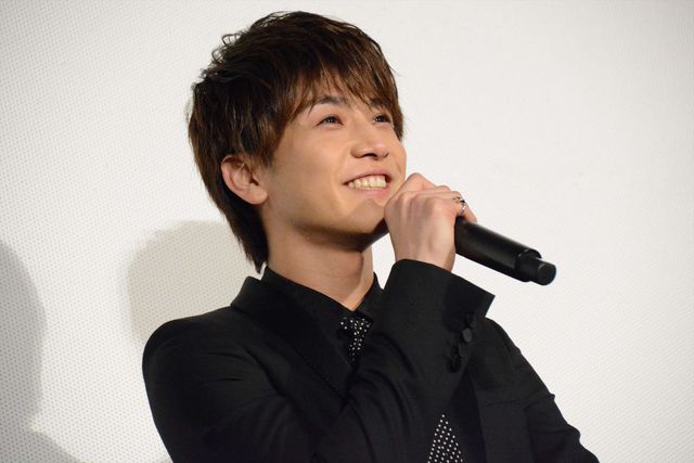 岩田剛典、涙がこぼれ落ちる…主演映画初日に万感の思い！：フォトギャラリー