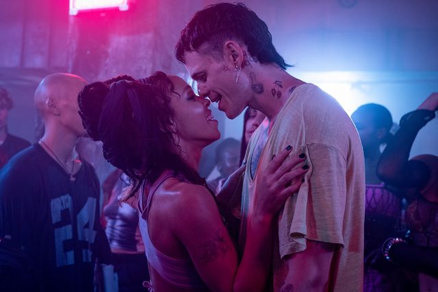 ビル・スカルスガルド主演『ザ・クロウ』場面写真（2枚目）