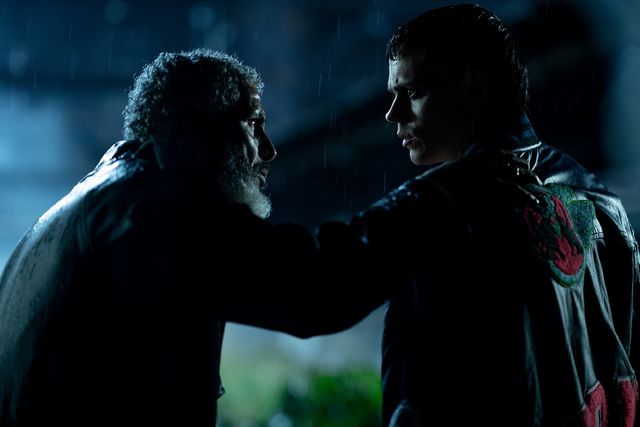 ビル・スカルスガルド主演『ザ・クロウ』場面写真（9枚目）