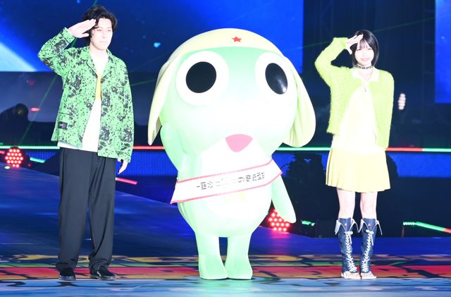 あの＆粗品、仲良くランウェイ闊歩！「Rakuten GirlsAward 2026 S/S」（7枚目）