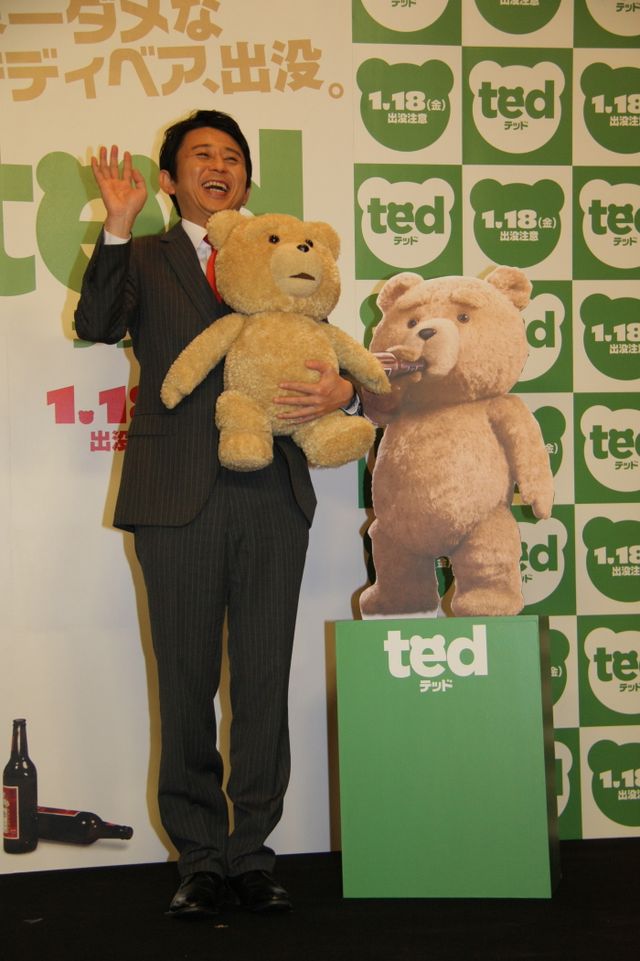 有吉弘行がクマに変身!?映画『テッド』イベントフォトギャラリー（7枚目）