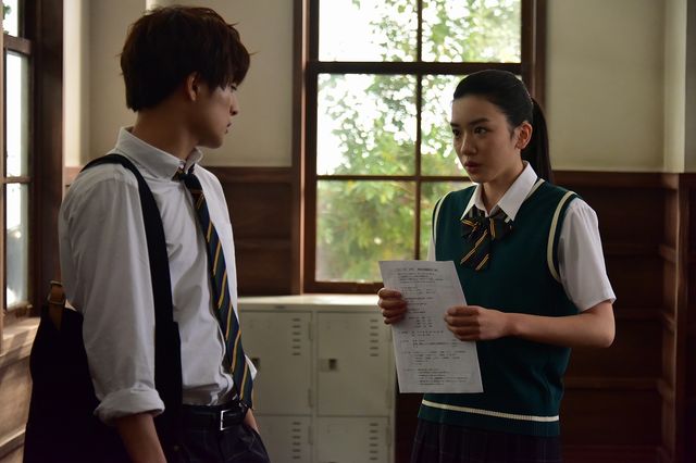 白濱亜嵐が撮影現場で見せた胸キュン姿だけを激選！『ひるなかの流星』フォトギャラリー（7枚目）