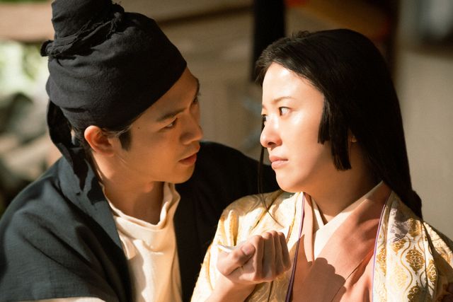 まひろを誘惑する周明…「光る君へ」第24回場面写真（11枚目）