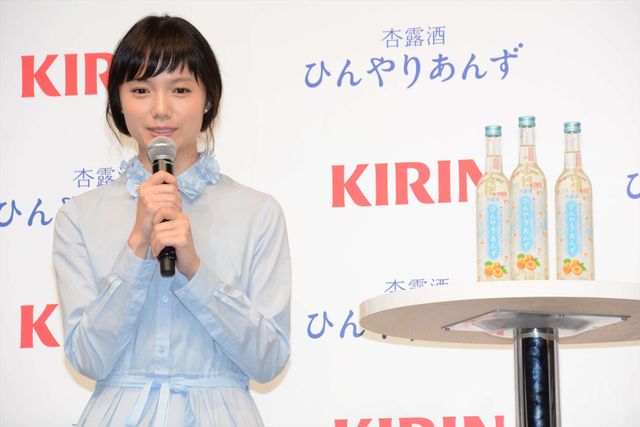 宮崎あおい＆宮藤官九郎が夫婦役！キリン「杏露酒　ひんやりあんず」CM発表会ギャラリー（4枚目）