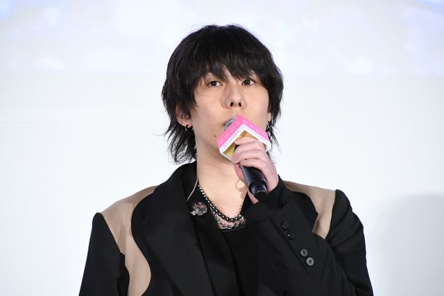 小松菜奈＆坂口健太郎、野田洋次郎のピアノ生演奏に感激！『余命10年』大ヒット御礼舞台あいさつ（13枚目）