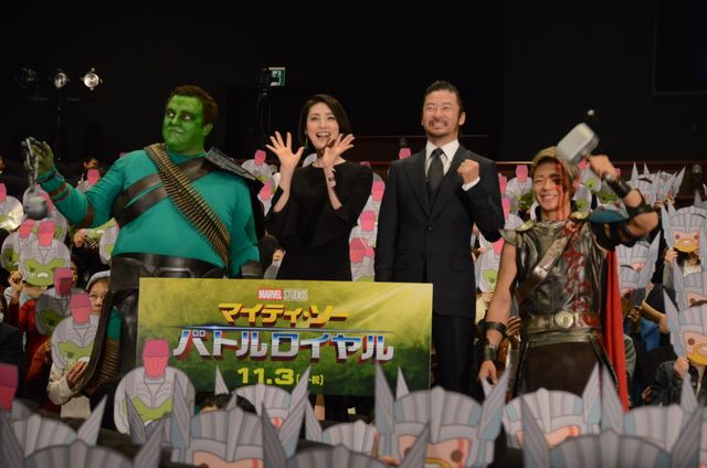 天海祐希、黒ロングドレスで登場！『マイティ・ソー　バトルロイヤル』イベント（11枚目）