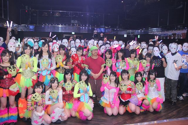 地下アイドル「仮面女子」熱唱！熱狂のライブフォトギャラリー（21枚目）