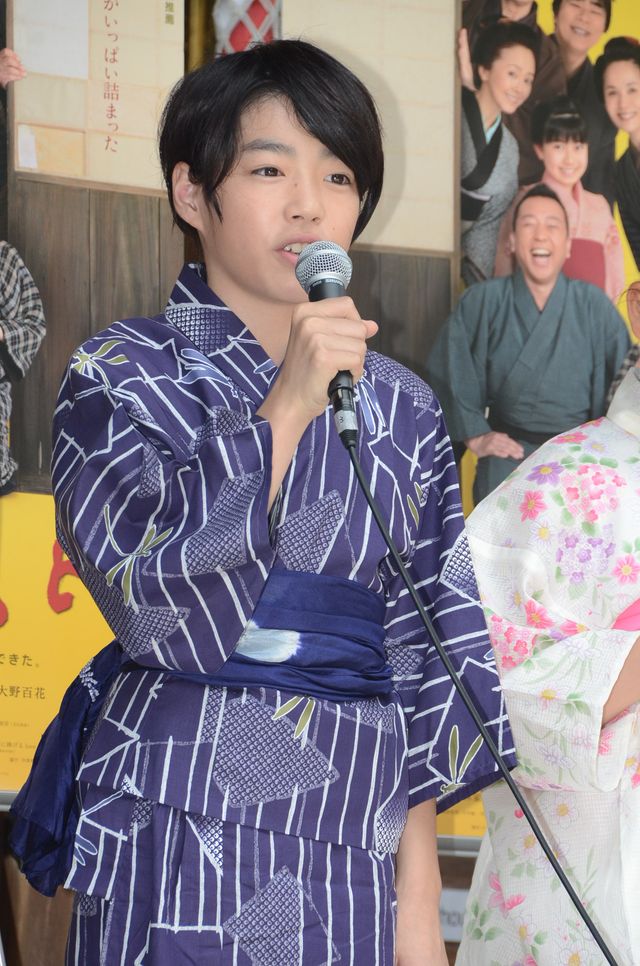 スイカ割りも行った林家たい平！ 映画『もういちど』大ヒット祈願イベント写真ギャラリー（5枚目）