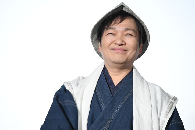 河北麻友子、大胆ドレスで魅了！『名探偵コナン　紺青の拳』公開記念舞台あいさつ（7枚目）