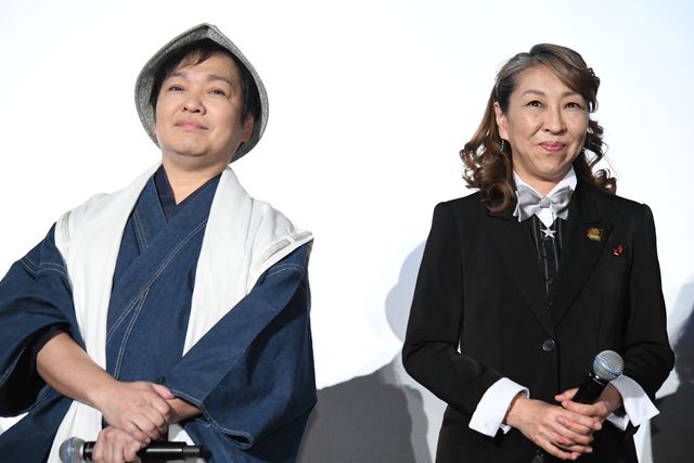 河北麻友子、大胆ドレスで魅了！『名探偵コナン　紺青の拳』公開記念舞台あいさつ（17枚目）