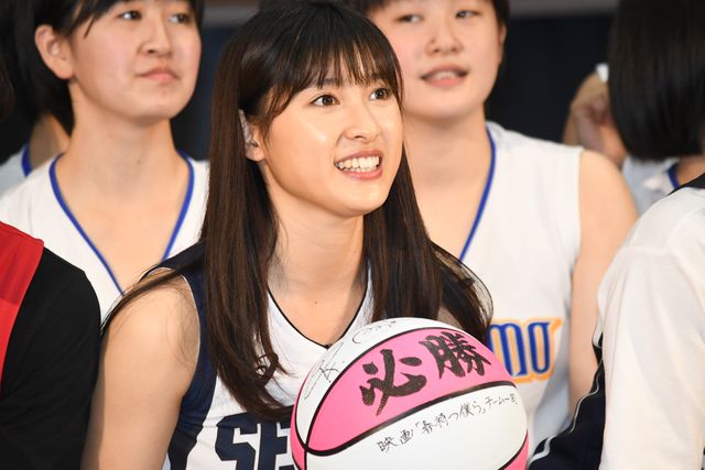 北村匠海、フリースロー対決に挑戦！『春待つ僕ら』バスケ部奨励イベント（15枚目）